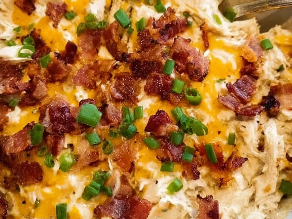 Crockpot Crack Chicken: Easy Creamy Ranch Delight - Image 1