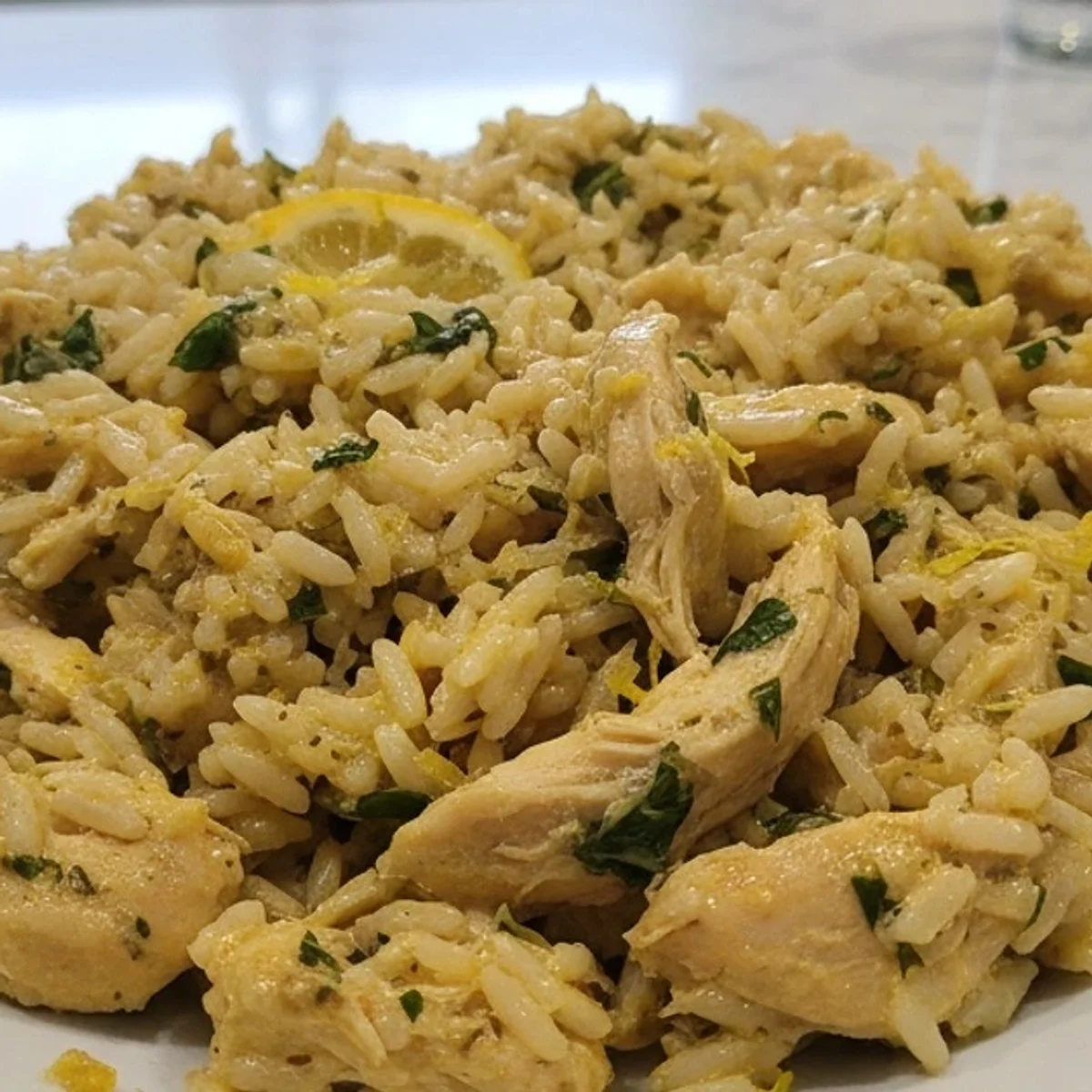 Effortless & Delicious Slow Cooker Lemon Herb Chicken and Rice